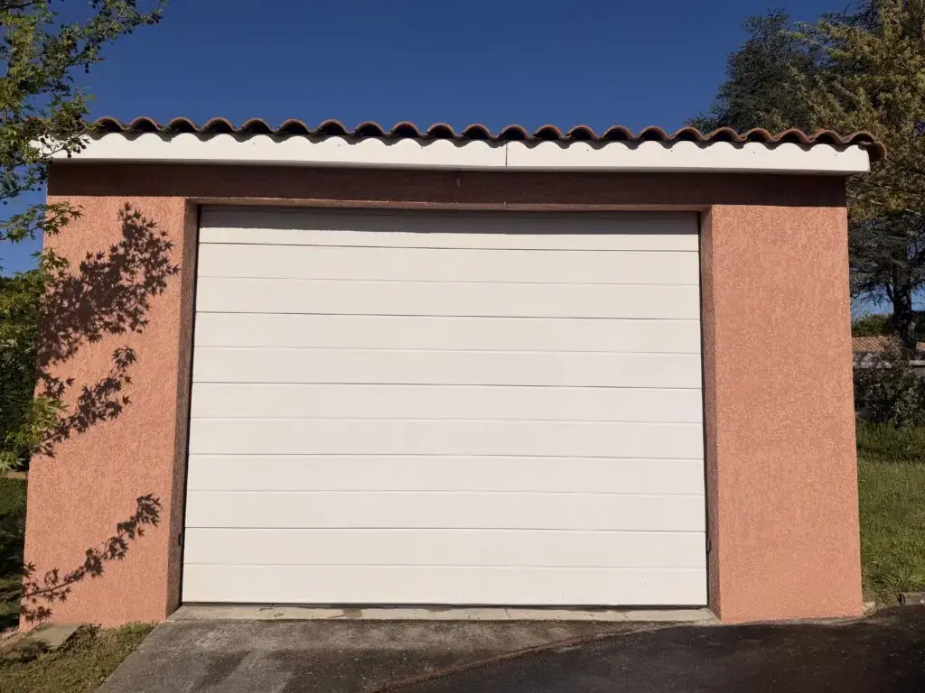 Façade réparée après traitement de la fissure à Toulouse